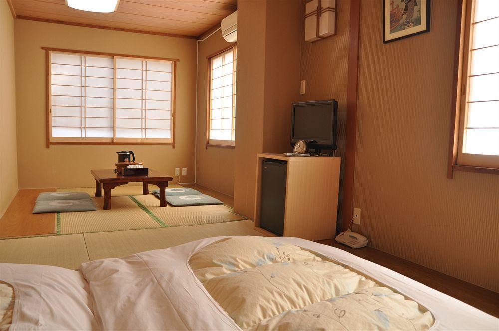 Ryokan Kamogawa Asakusa 3*